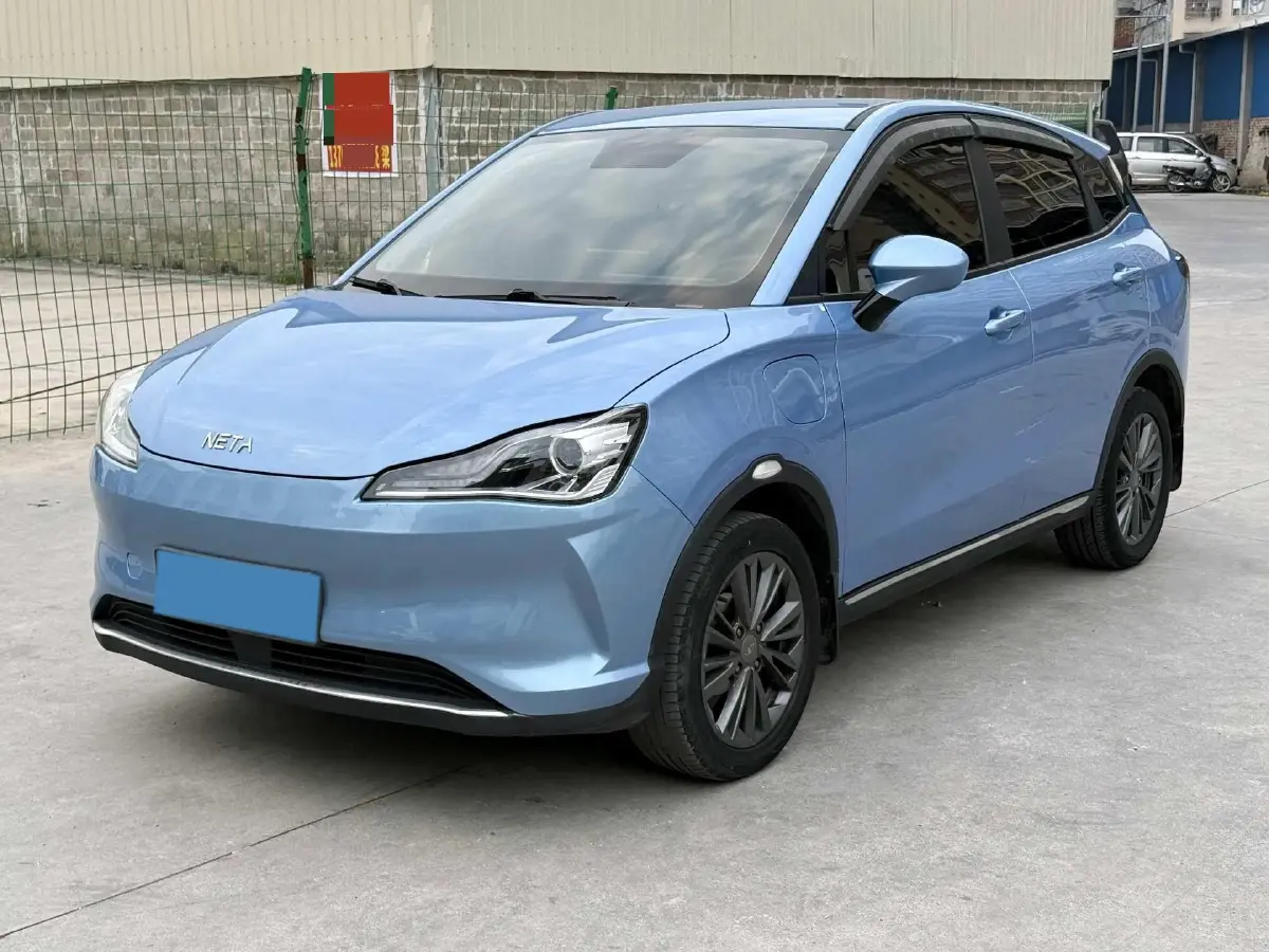 2023 Nissan Kicks 1.5L 122HP L4 CVT