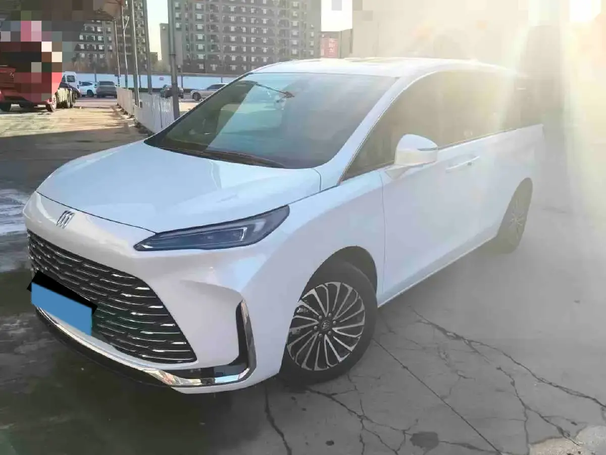 2025 Buick GL8 1.5T 180HP L4 2DHT PHEV