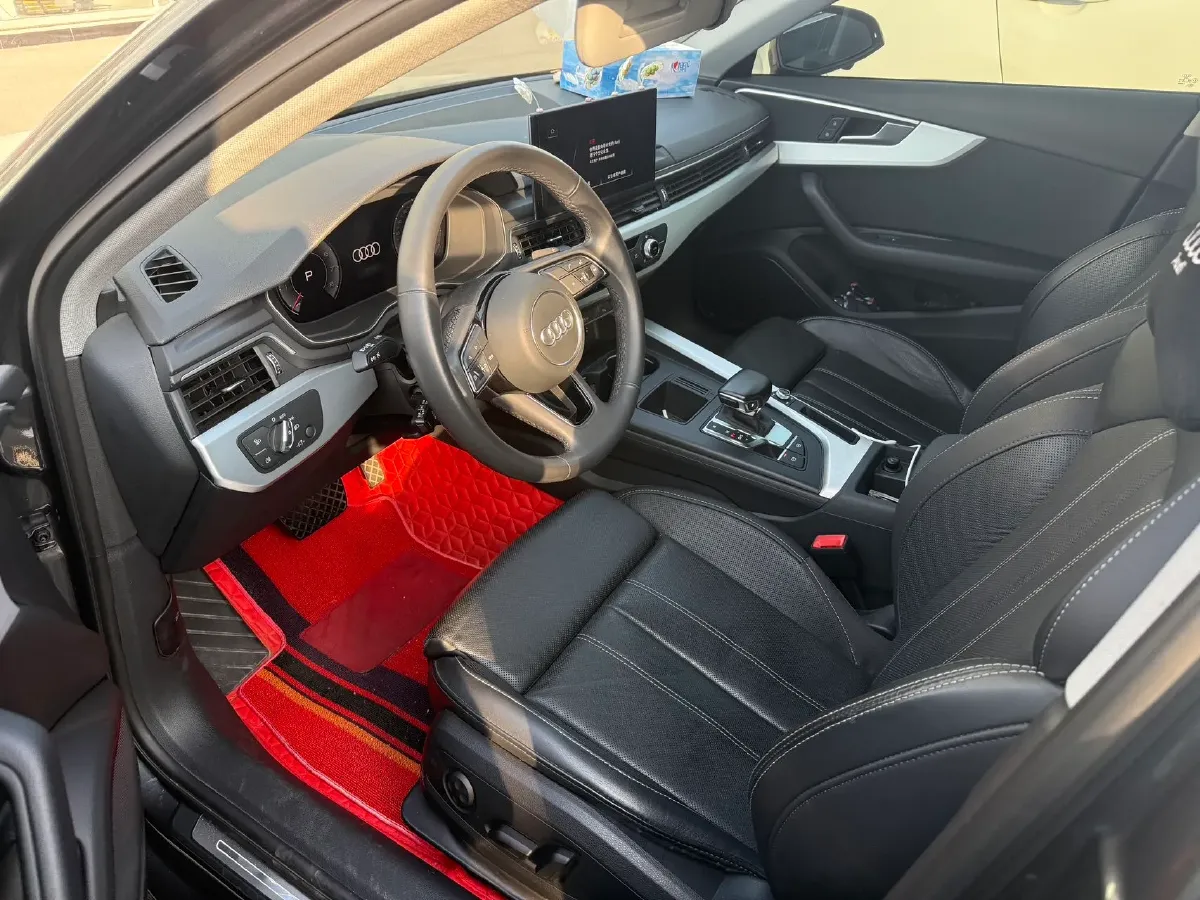 2022 Audi A4L 2.0T 190HP L4 7DCT,autocango,china used car exporter,china ev exporter,chinese used car exporter,chinese used ev exporter