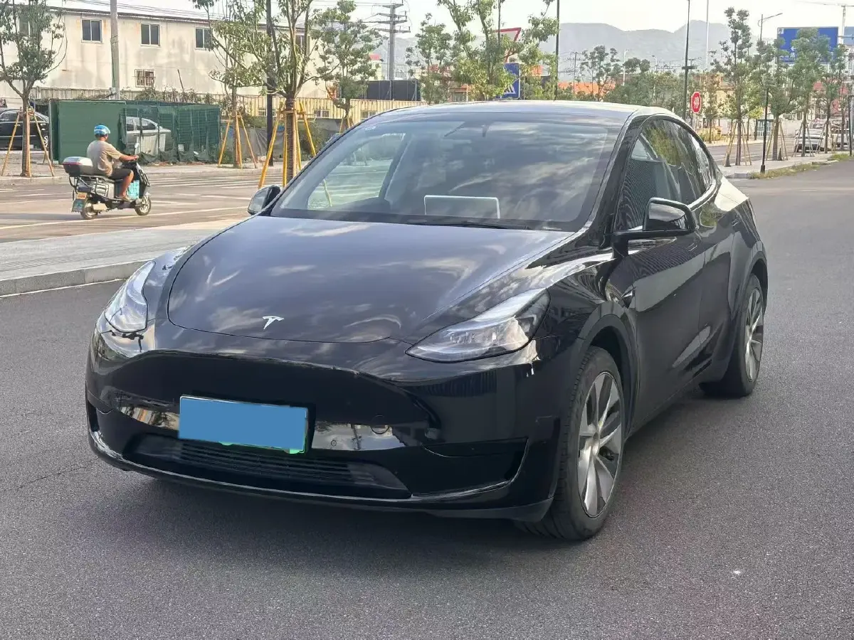 2022 BYD Tang 1.5T 139HP L4 E-CVT PHEV 45.8KWH