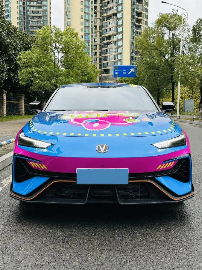 2025 ChangAn UNI-V 2.0T 245HP L4 8AT,autocango,china used car exporter,china ev exporter,chinese used car exporter,chinese used ev exporter