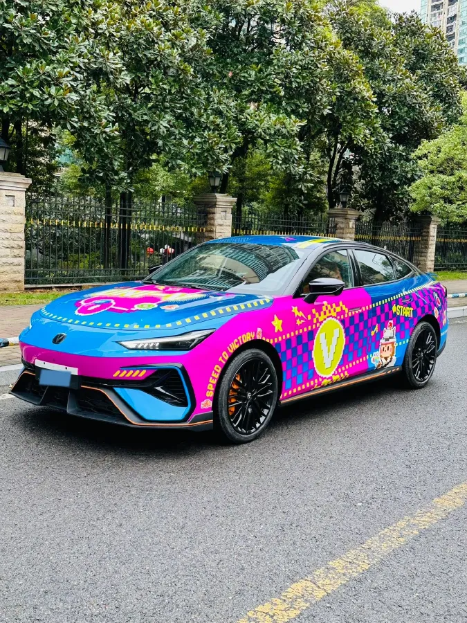 2025 ChangAn UNI-V 2.0T 245HP L4 8AT,autocango,china used car exporter,china ev exporter,chinese used car exporter,chinese used ev exporter