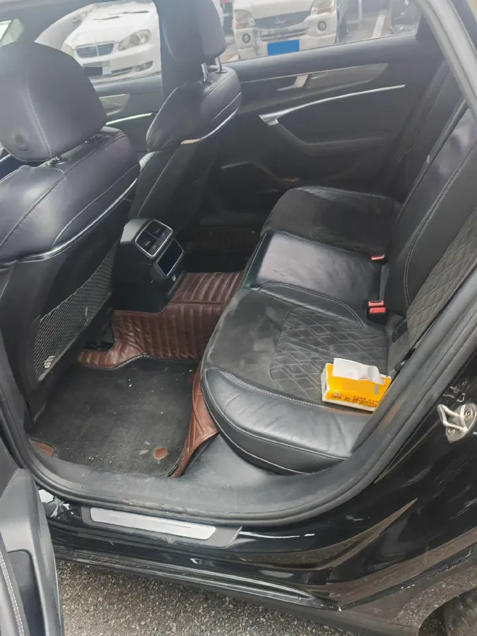 2021 Audi A6L 3.0T 340HP V6 7DCT,autocango,china used car exporter,china ev exporter,chinese used car exporter,chinese used ev exporter