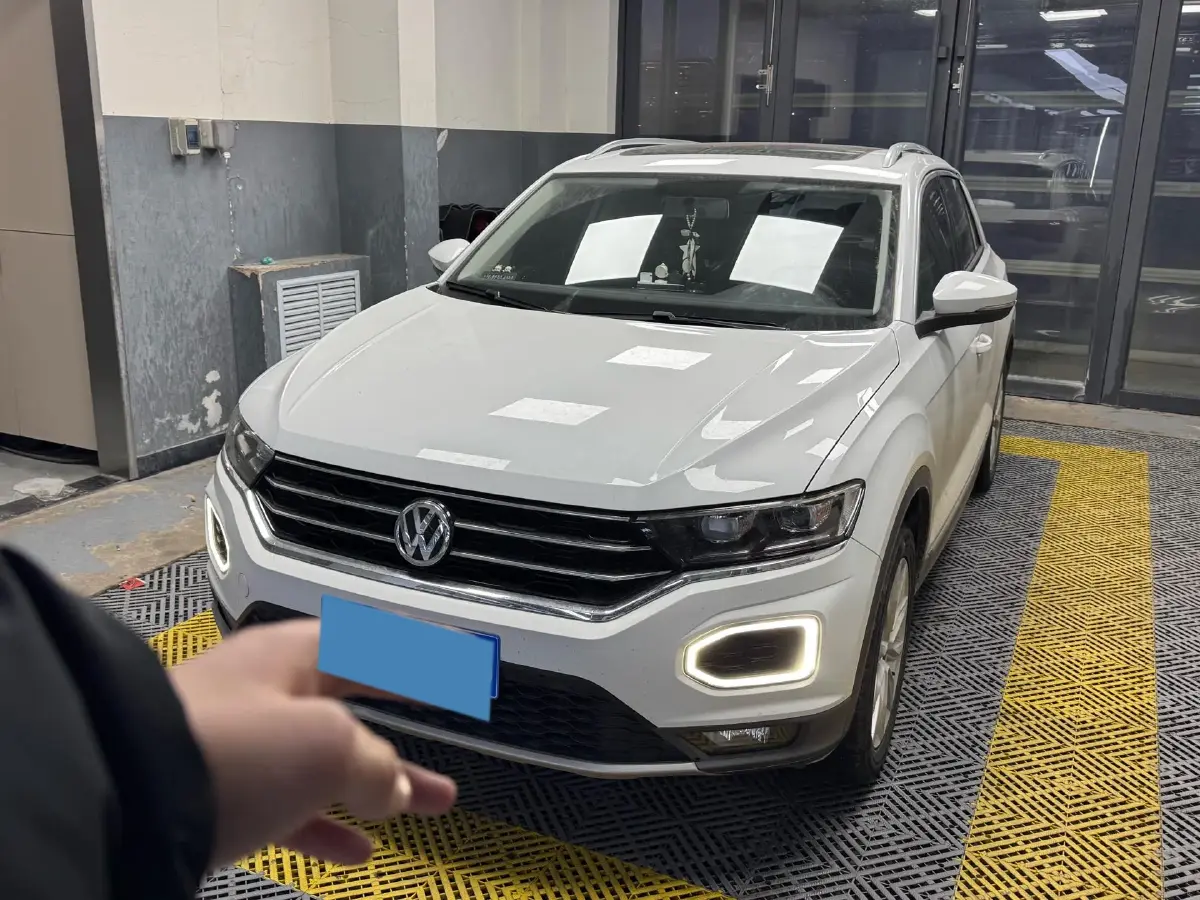 2019 Volkswagen T-Roc 1.4T 131HP L4 7DCT