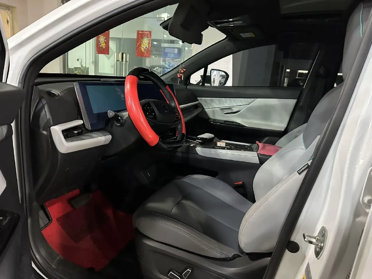 2023 ChangAn UNI-T 1.5T 188HP L4 7DCT,autocango,china used car exporter,china ev exporter,chinese used car exporter,chinese used ev exporter