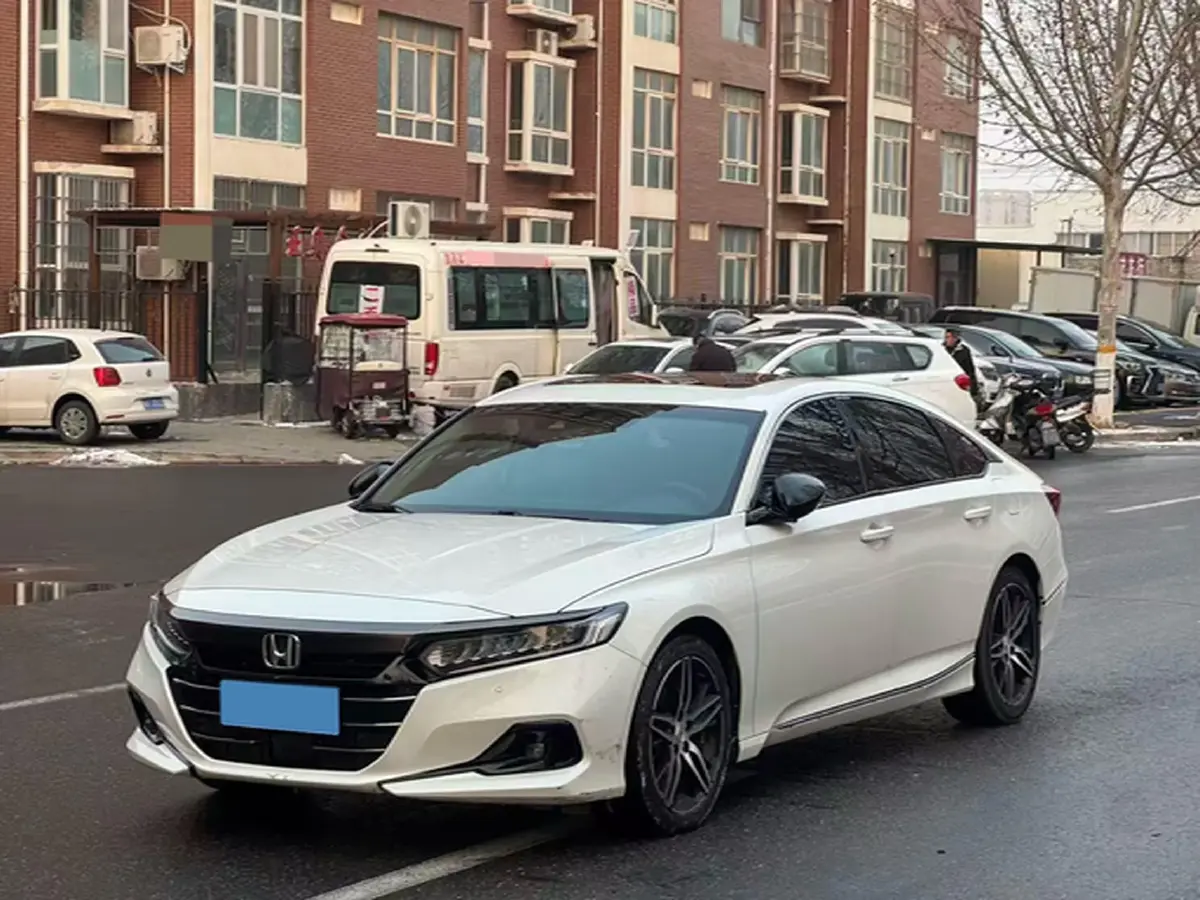 2022 Honda Accord 1.5T 194HP L4 CVT