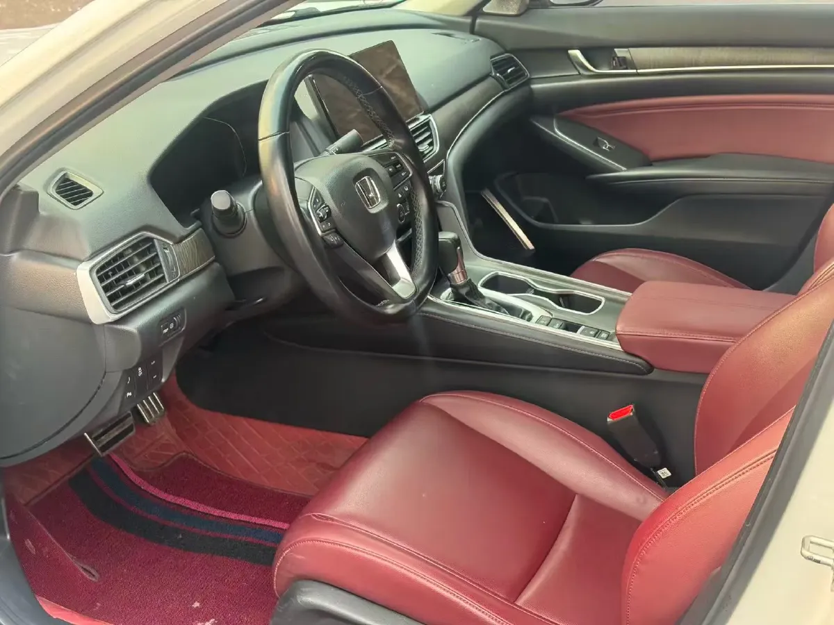 2022 Honda Accord 1.5T 194HP L4 CVT,autocango,china used car exporter,china ev exporter,chinese used car exporter,chinese used ev exporter