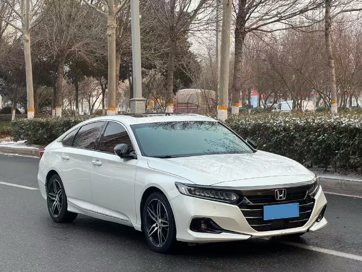 2022 Honda Accord 1.5T 194HP L4 CVT,autocango,china used car exporter,china ev exporter,chinese used car exporter,chinese used ev exporter