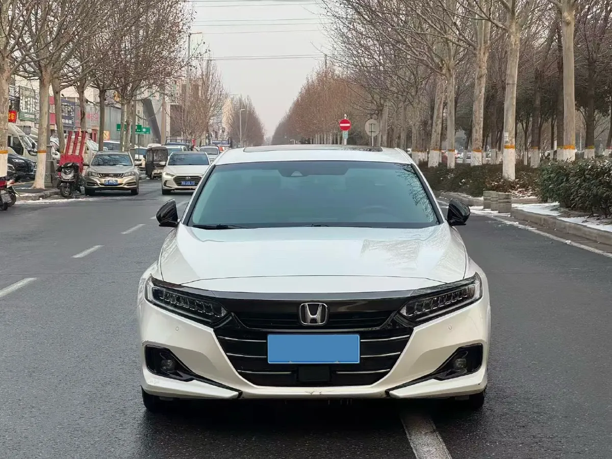2022 Honda Accord 1.5T 194HP L4 CVT,autocango,china used car exporter,china ev exporter,chinese used car exporter,chinese used ev exporter
