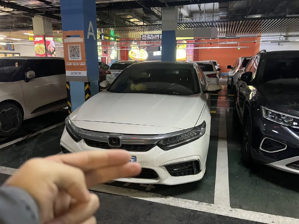 2019 Honda Inspire 2.0L 146HP L4 E-CVT Hybrid,autocango,china used car exporter,china ev exporter,chinese used car exporter,chinese used ev exporter