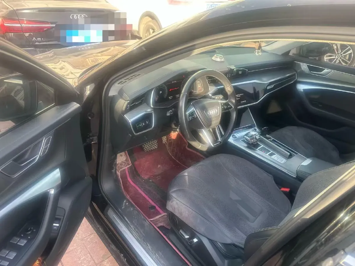 2023 Audi A6L 2.0T 245HP L4 7DCT,autocango,china used car exporter,china ev exporter,chinese used car exporter,chinese used ev exporter