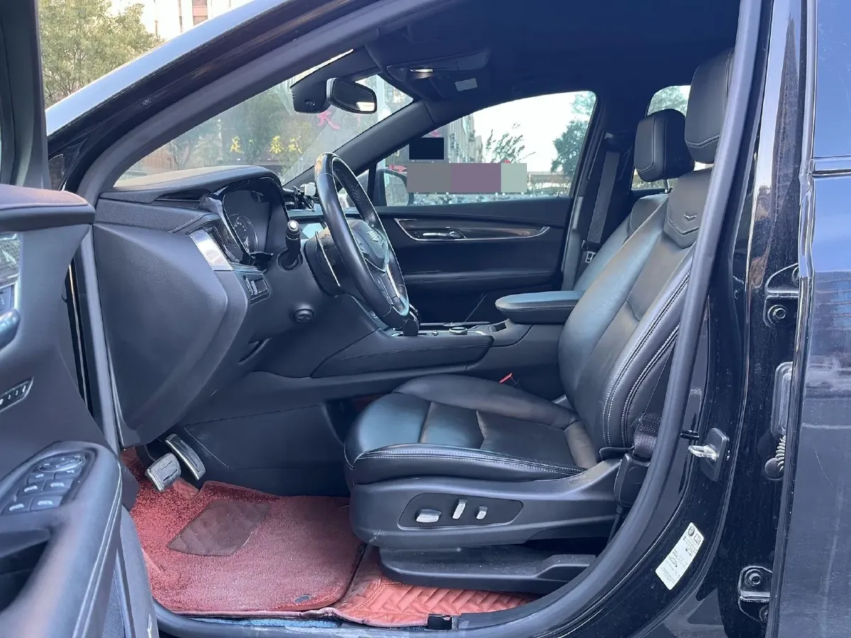 2021 Cadillac XT5 2.0T 237HP L4 9AT,autocango,china used car exporter,china ev exporter,chinese used car exporter,chinese used ev exporter