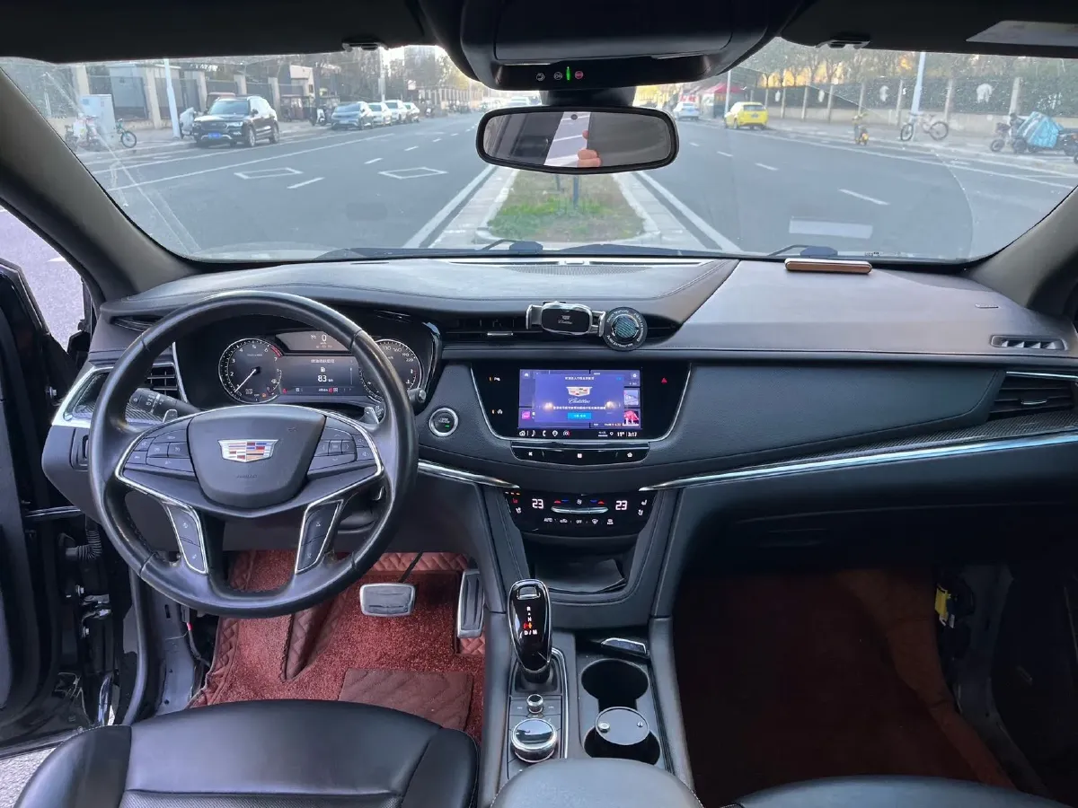 2021 Cadillac XT5 2.0T 237HP L4 9AT,autocango,china used car exporter,china ev exporter,chinese used car exporter,chinese used ev exporter