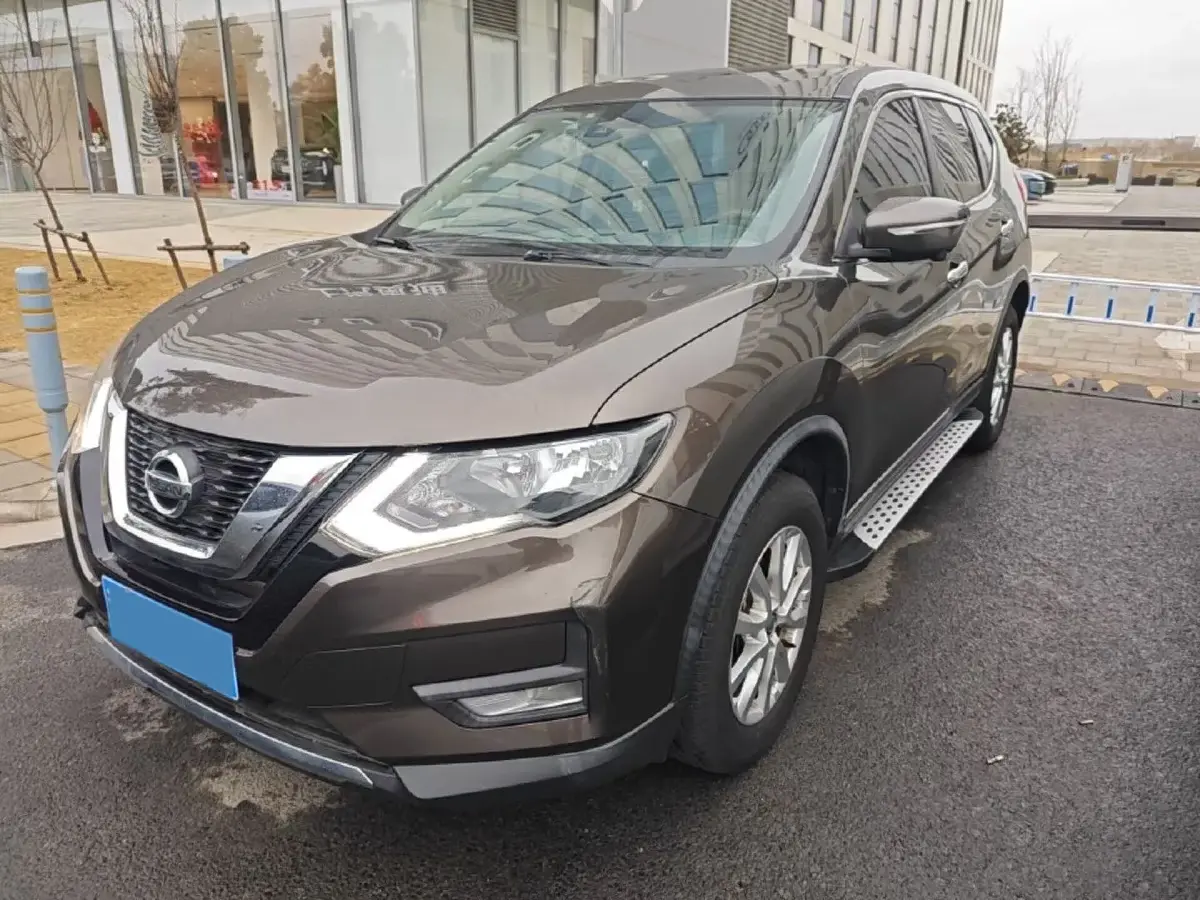 2020 Nissan X-Trail 2.0L 154HP L4 CVT