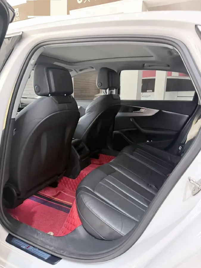 2020 Audi A4L 2.0T 190HP L4 7DCT,autocango,china used car exporter,china ev exporter,chinese used car exporter,chinese used ev exporter