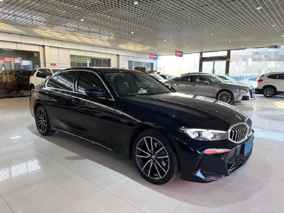 2023 BMW 3 Series 2.0T 156HP L4 8AT,autocango,china used car exporter,china ev exporter,chinese used car exporter,chinese used ev exporter