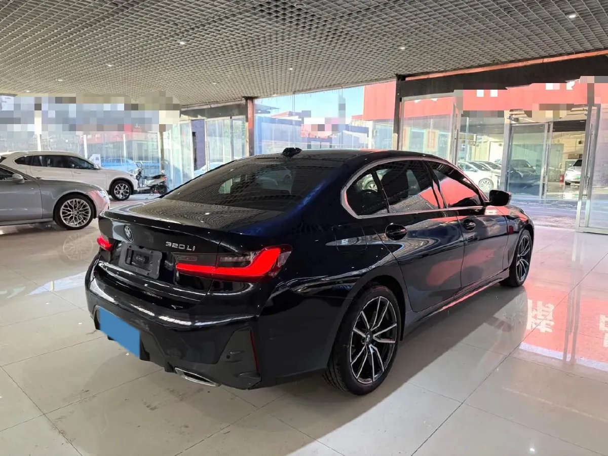 2023 BMW 3 Series 2.0T 156HP L4 8AT,autocango,china used car exporter,china ev exporter,chinese used car exporter,chinese used ev exporter