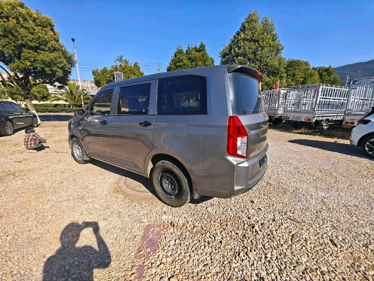 2019 Venucia M50V 1.5L 112HP L4 5MT,autocango,china used car exporter,china ev exporter,chinese used car exporter,chinese used ev exporter