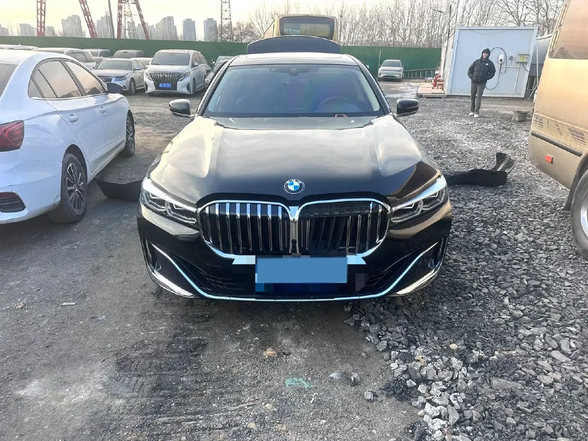2021 BMW 7 Series 3.0T 340HP L6 8AT,autocango,china used car exporter,china ev exporter,chinese used car exporter,chinese used ev exporter