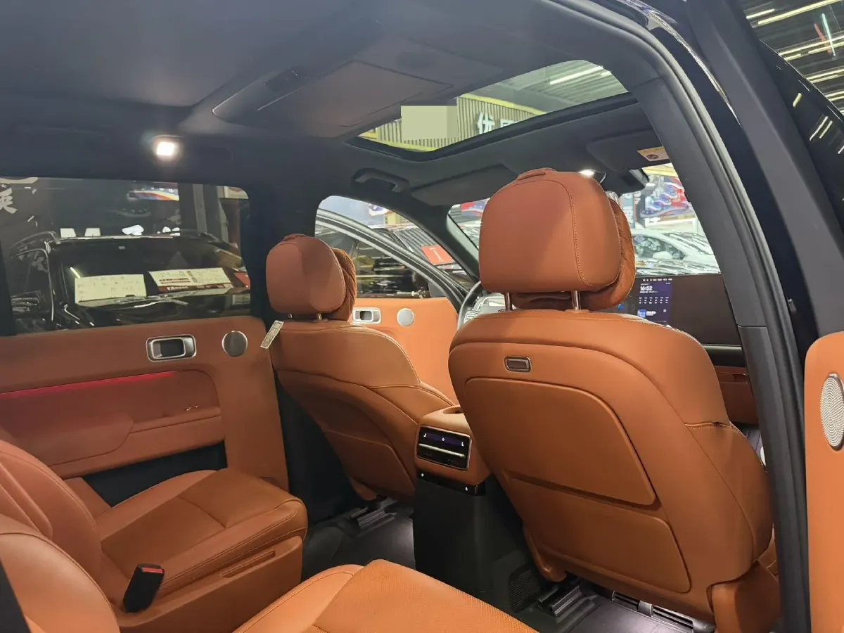 2024 Li L9 Range Extended 154HP REEV 52.3KWH,autocango,china used car exporter,china ev exporter,chinese used car exporter,chinese used ev exporter