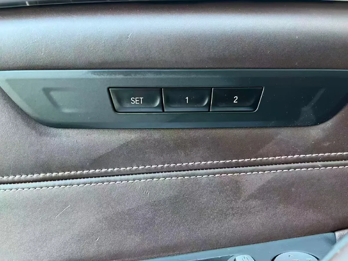 2020 BMW 5 Series 2.0T 252HP L4 8AT,autocango,china used car exporter,china ev exporter,chinese used car exporter,chinese used ev exporter