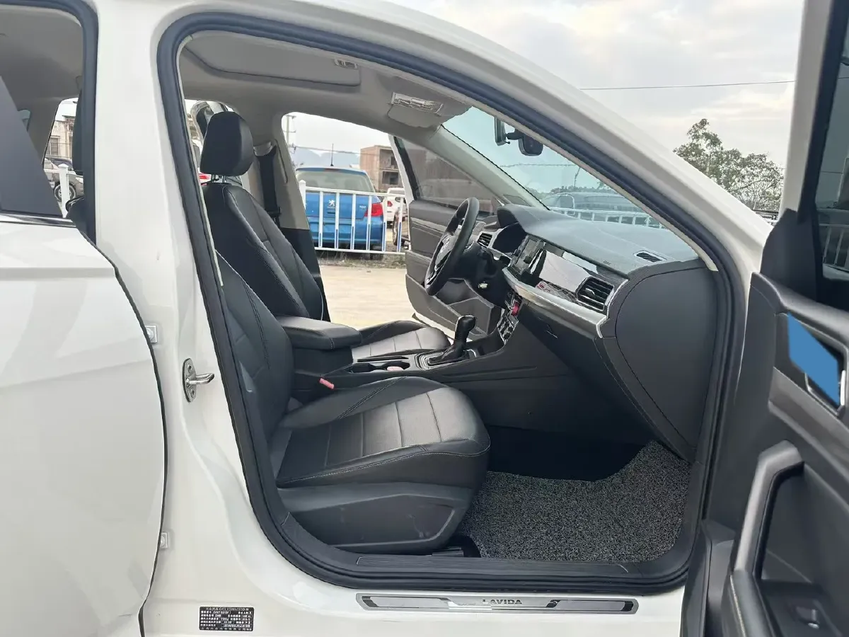 2019 Volkswagen Lavida 1.5L 116HP L4 6AT,autocango,china used car exporter,china ev exporter,chinese used car exporter,chinese used ev exporter