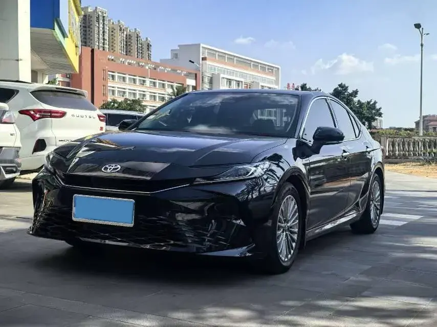 2024 Toyota Camry 2.0L 173HP L4 CVT
