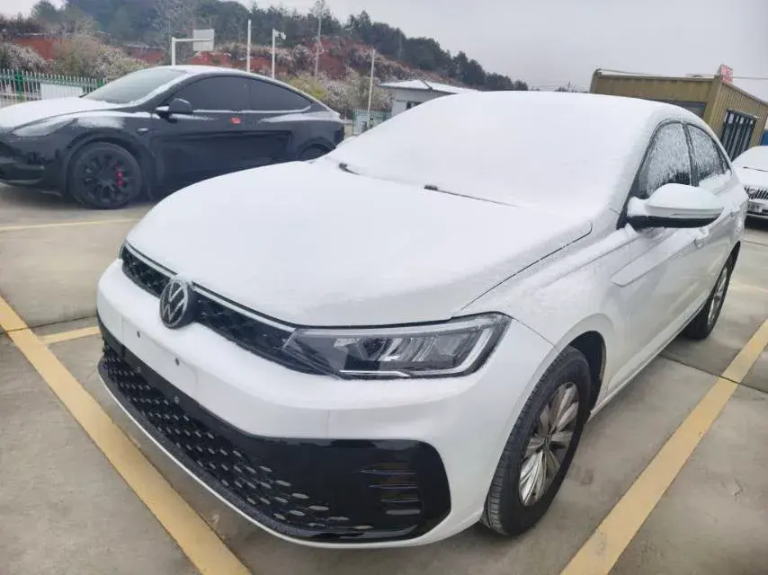 2023 Mazda 3 Axela 1.5L 117HP L4 6AT