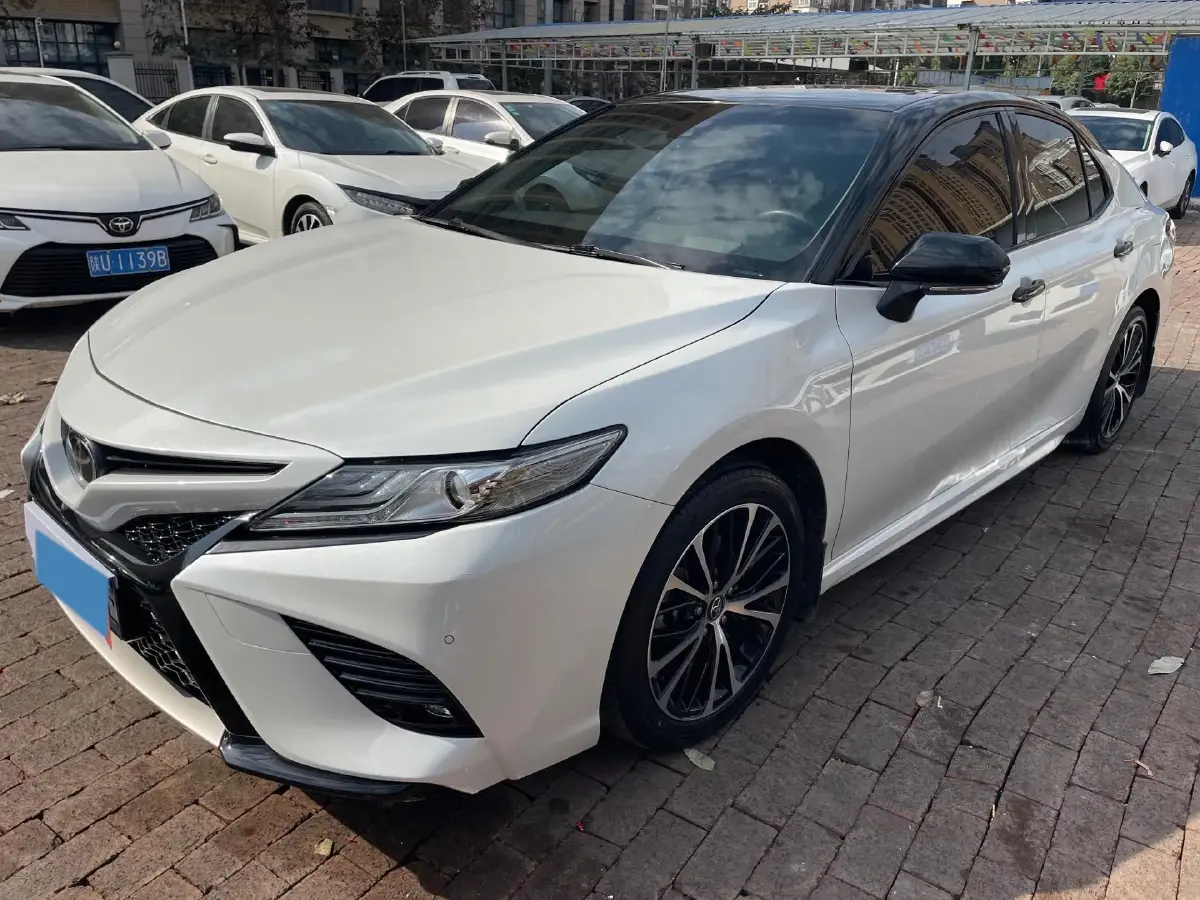 2019 Toyota Camry 2.0L 178HP L4 CVT