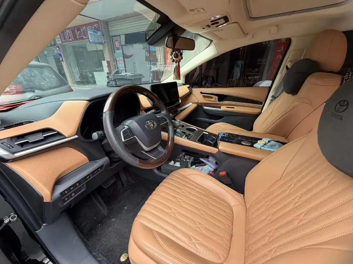 2024 Toyota Sienna 2.5L 189HP L4 E-CVT Hybrid,autocango,china used car exporter,china ev exporter,chinese used car exporter,chinese used ev exporter
