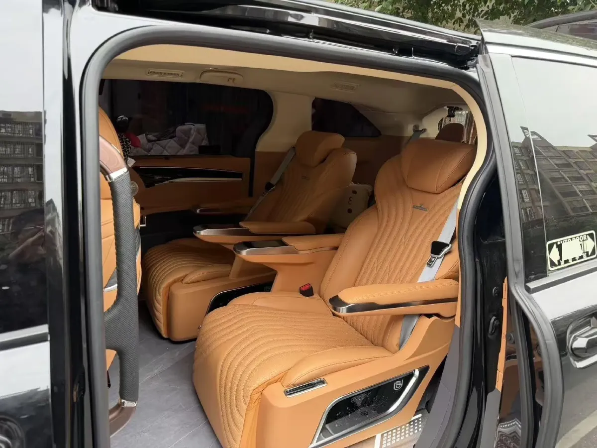 2024 Toyota Sienna 2.5L 189HP L4 E-CVT Hybrid,autocango,china used car exporter,china ev exporter,chinese used car exporter,chinese used ev exporter
