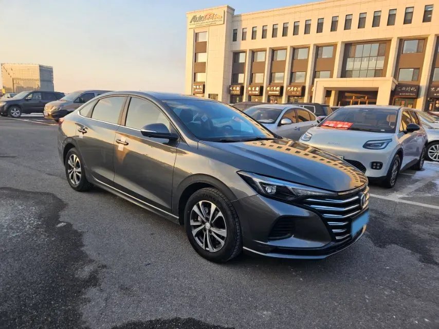 2022 ChangAn Eado 1.6L 128HP L4 CVT,autocango,china used car exporter,china ev exporter,chinese used car exporter,chinese used ev exporter