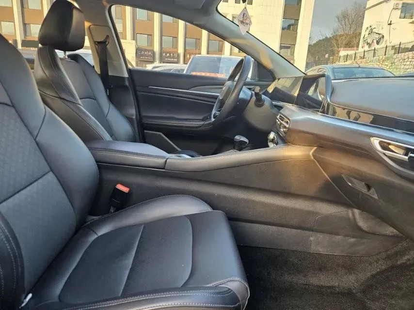 2022 ChangAn Eado 1.6L 128HP L4 CVT,autocango,china used car exporter,china ev exporter,chinese used car exporter,chinese used ev exporter