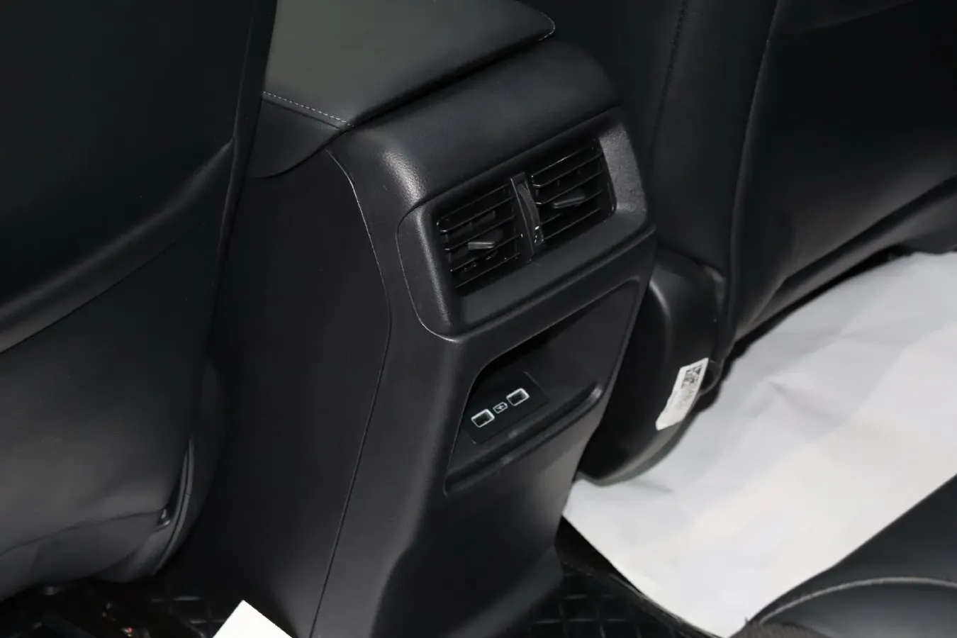 2023 Honda CR-V 1.5T 193HP L4 CVT,autocango,china used car exporter,china ev exporter,chinese used car exporter,chinese used ev exporter