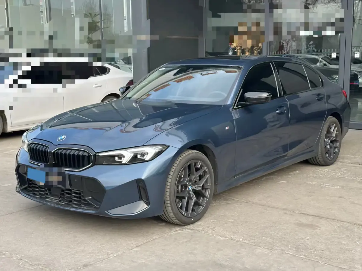 2025 BMW 3 Series 2.0T 245HP L4 8AT