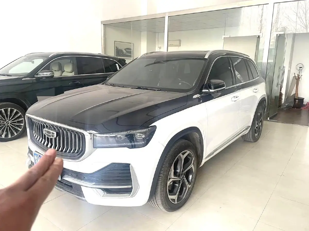 2024 Geely Monjaro 2.0T 238HP L4 8AT