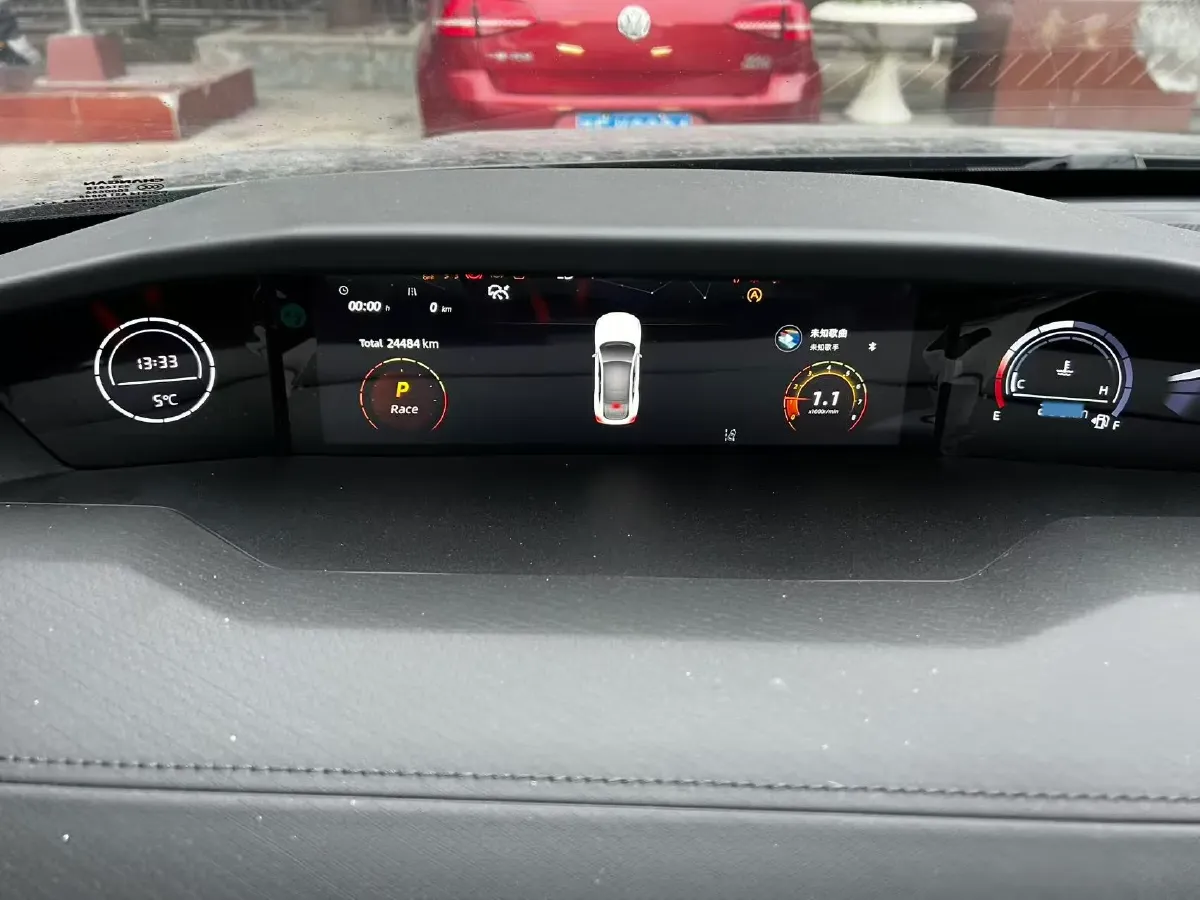 2023 ChangAn UNI-V 1.5T 188HP L4 7DCT,autocango,china used car exporter,china ev exporter,chinese used car exporter,chinese used ev exporter