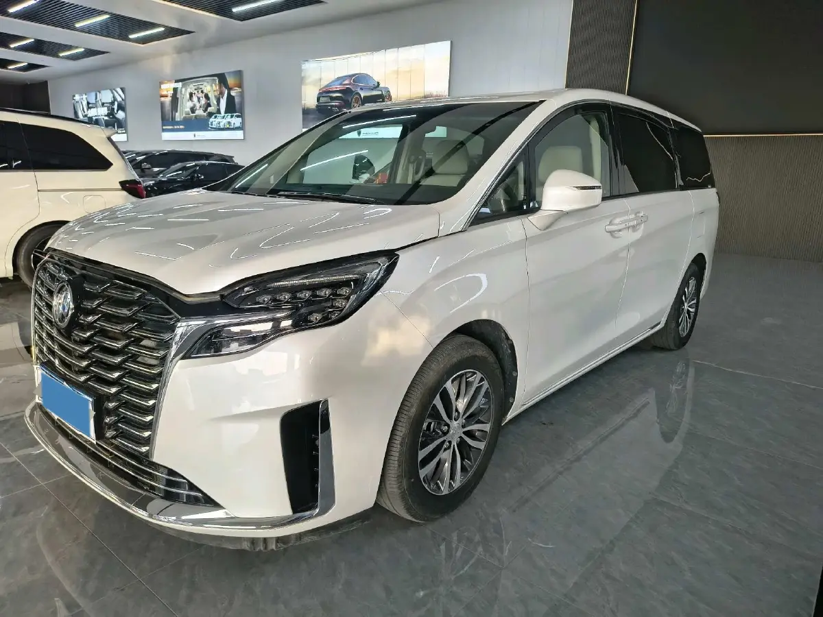 2022 Buick GL8 2.0T 237HP L4 9AT