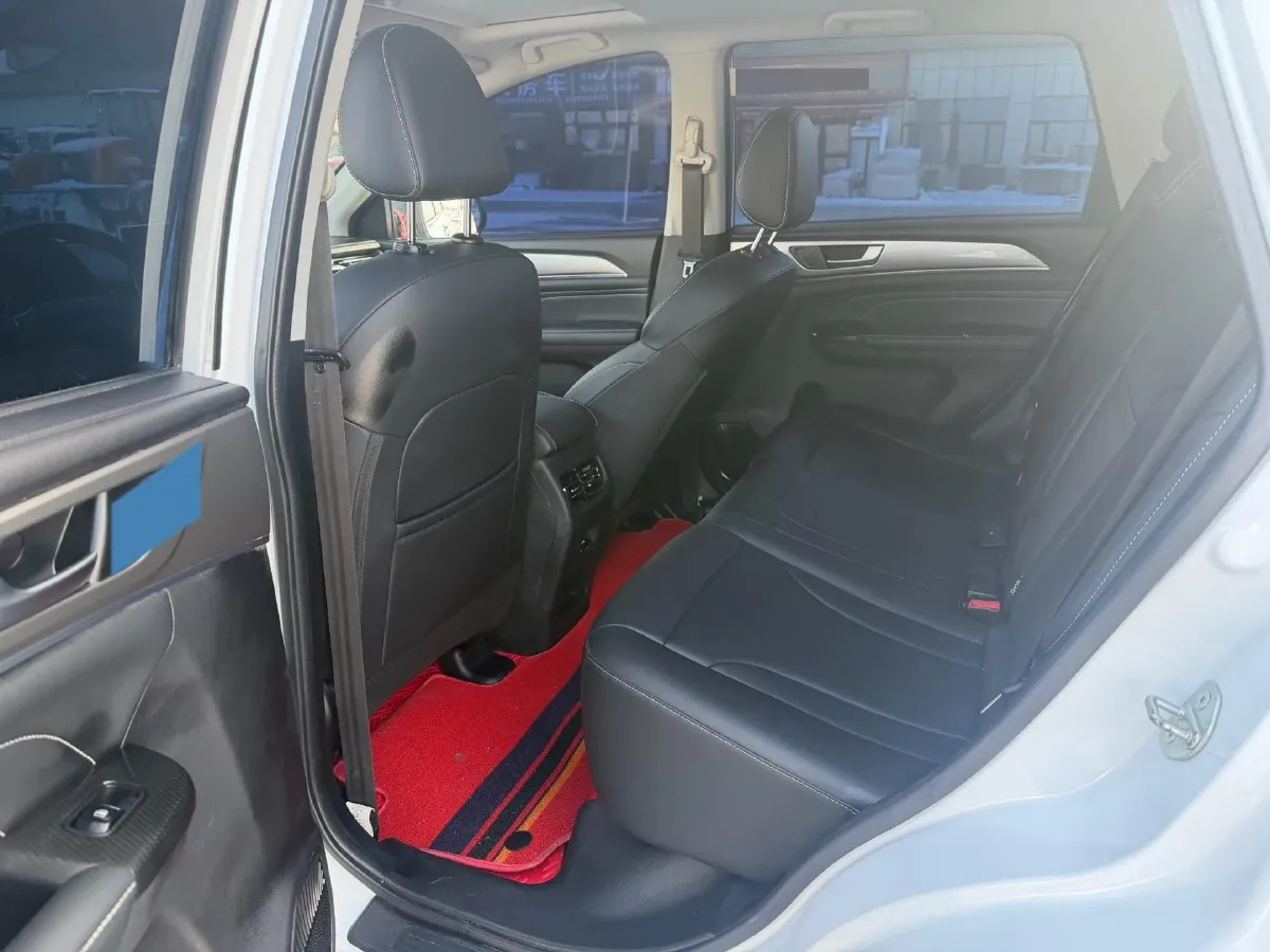 2023 Haval M6 1.5T 150HP L4 6MT,autocango,china used car exporter,china ev exporter,chinese used car exporter,chinese used ev exporter