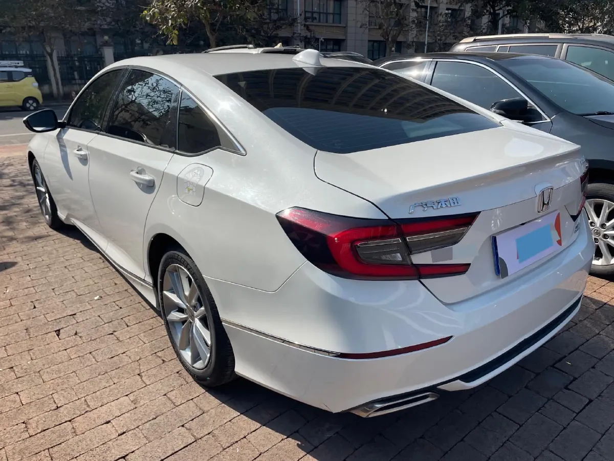 2022 Honda Accord 1.5T 194HP L4 CVT,autocango,china used car exporter,china ev exporter,chinese used car exporter,chinese used ev exporter