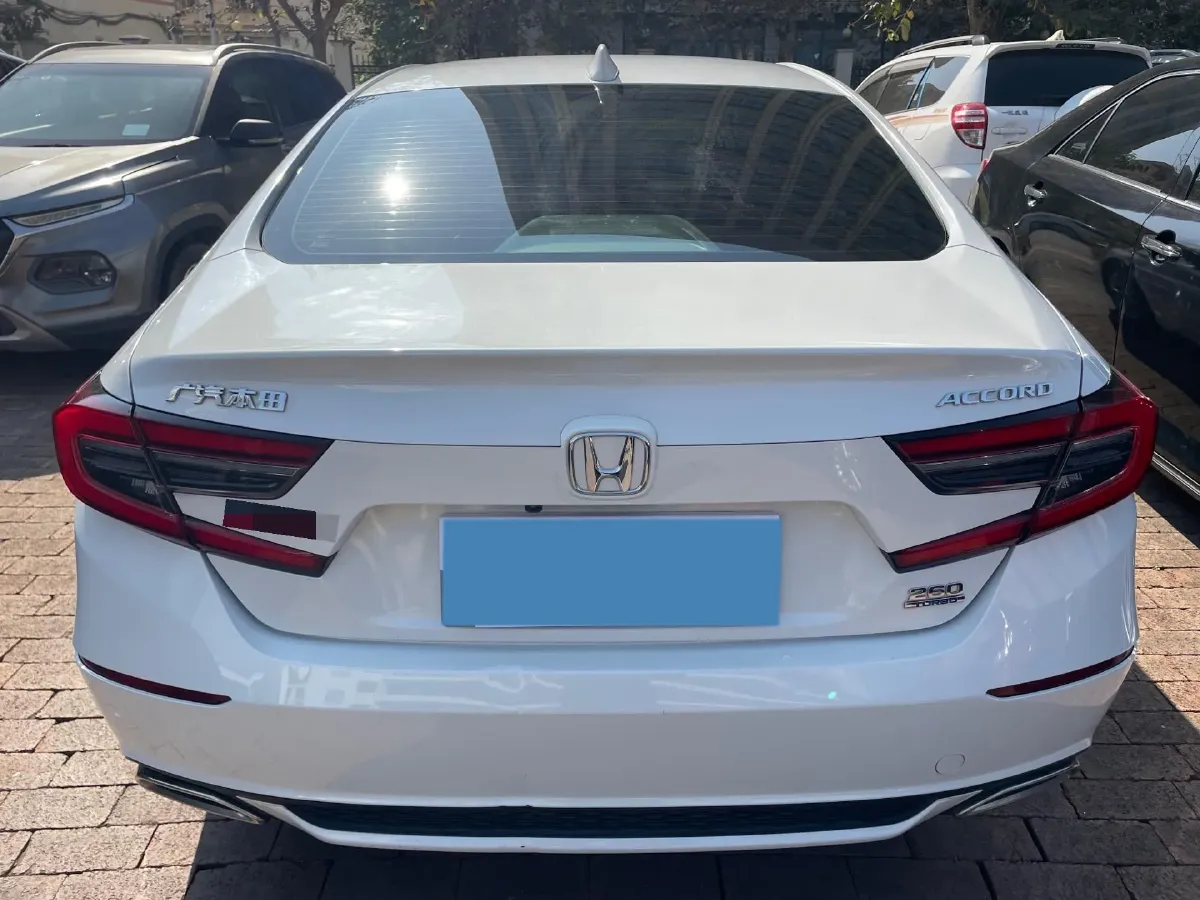 2022 Honda Accord 1.5T 194HP L4 CVT,autocango,china used car exporter,china ev exporter,chinese used car exporter,chinese used ev exporter