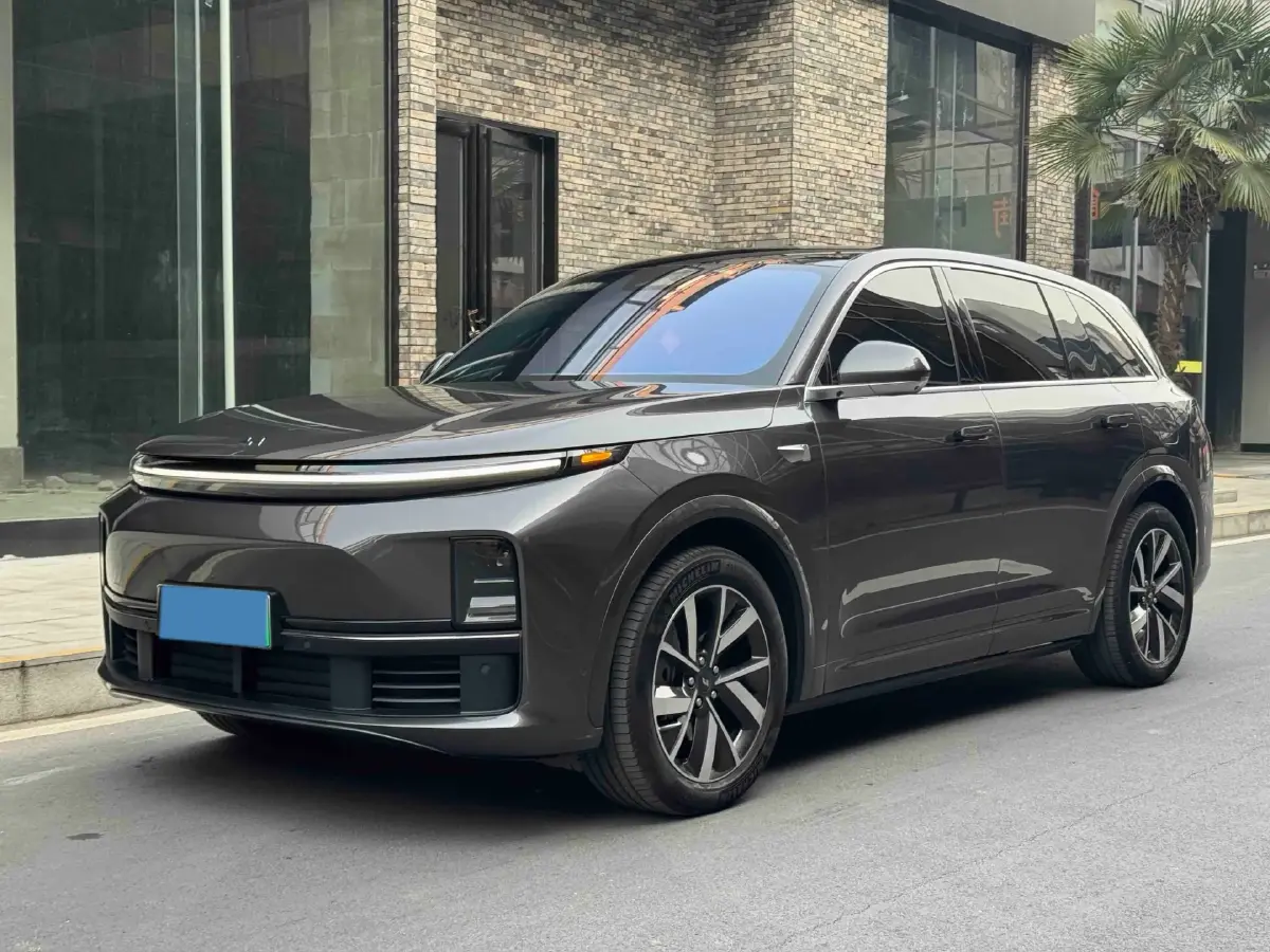 2023 Li L7 Range Extended 154HP REEV 40.9KWH