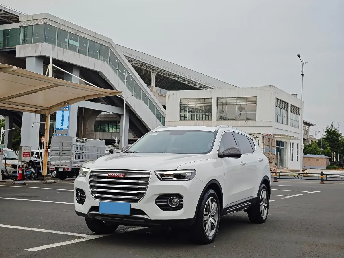 2017 Haval H6 2.0T 197HP L4 7DCT,autocango,china used car exporter,china ev exporter,chinese used car exporter,chinese used ev exporter