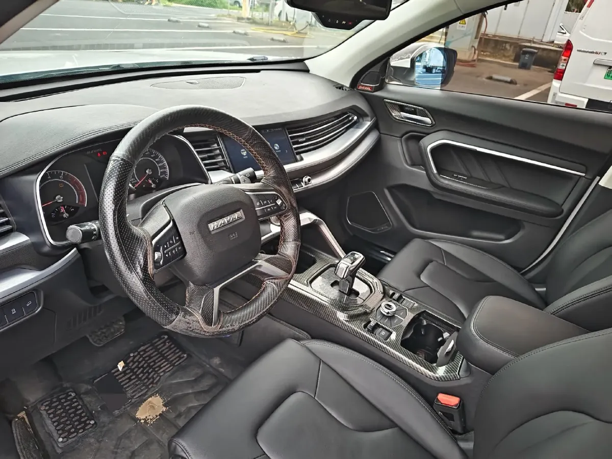 2017 Haval H6 2.0T 197HP L4 7DCT,autocango,china used car exporter,china ev exporter,chinese used car exporter,chinese used ev exporter