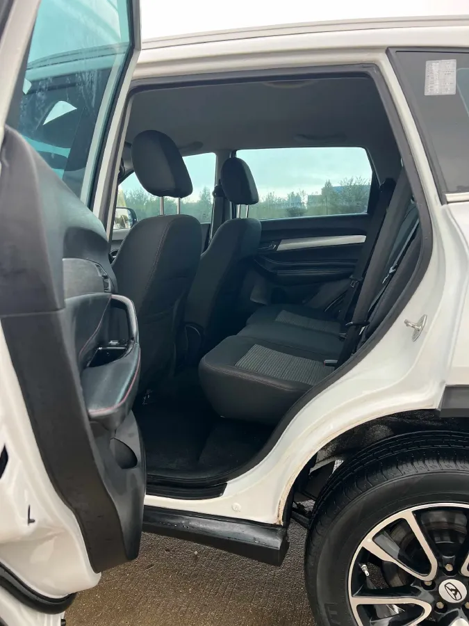 2019 KaiYi X3 1.5L 116HP L4 5MT,autocango,china used car exporter,china ev exporter,chinese used car exporter,chinese used ev exporter