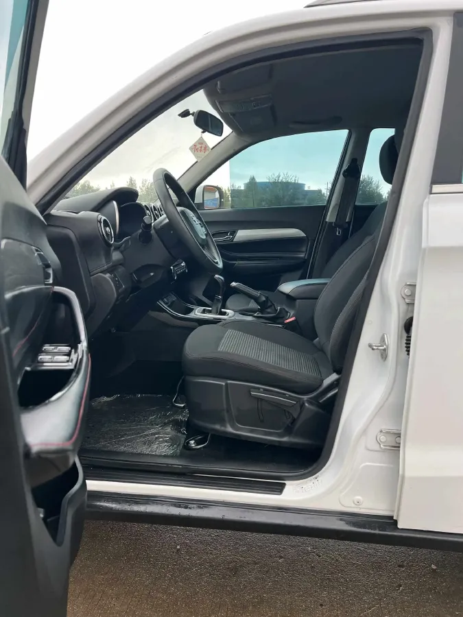 2019 KaiYi X3 1.5L 116HP L4 5MT,autocango,china used car exporter,china ev exporter,chinese used car exporter,chinese used ev exporter