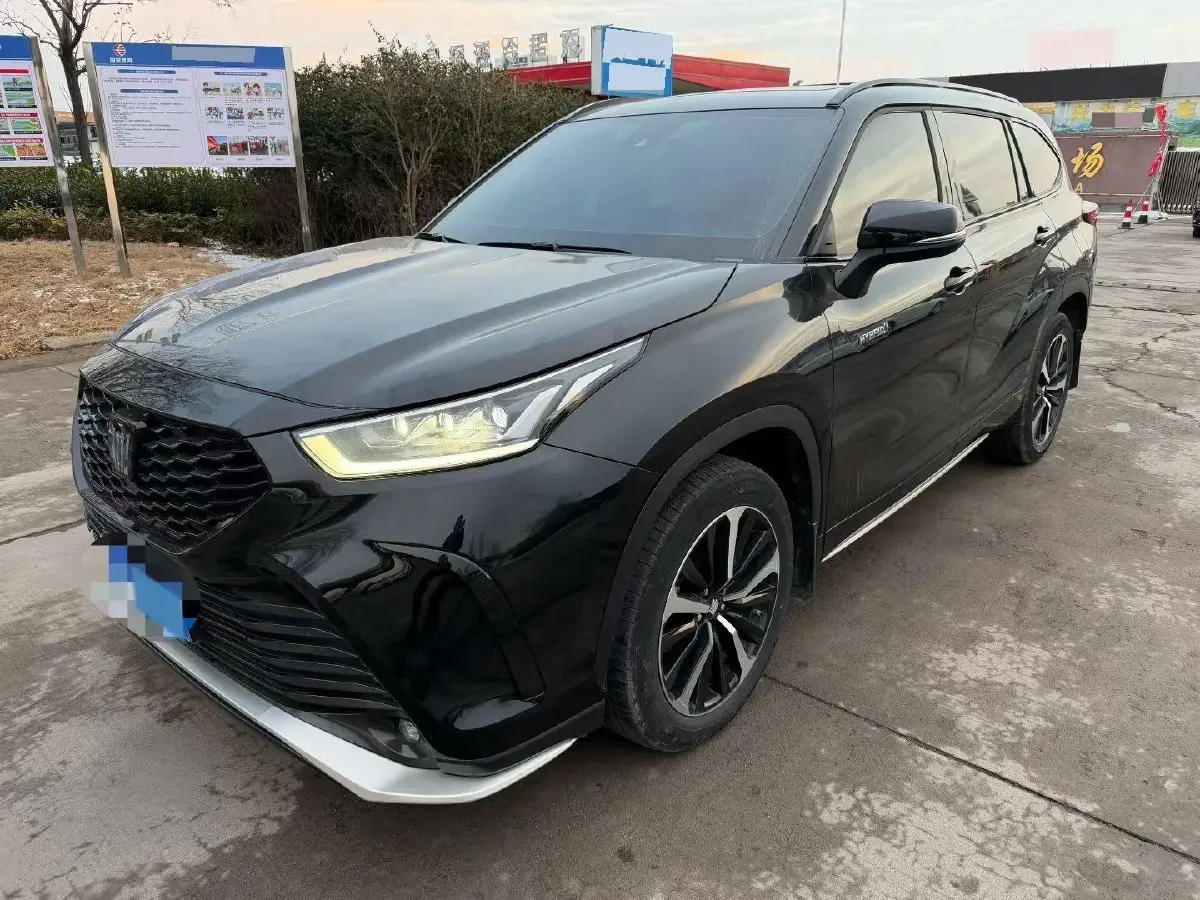 2022 Toyota Crown Kluger 2.5L 192HP L4 E-CVT Hybrid