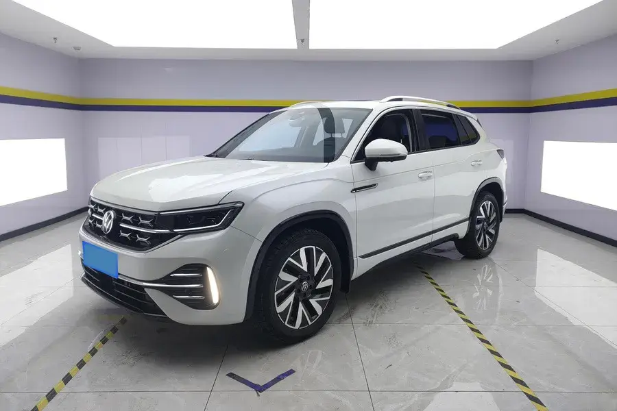 2023 Volkswagen Tayron 2.0T 220HP L4 7DCT