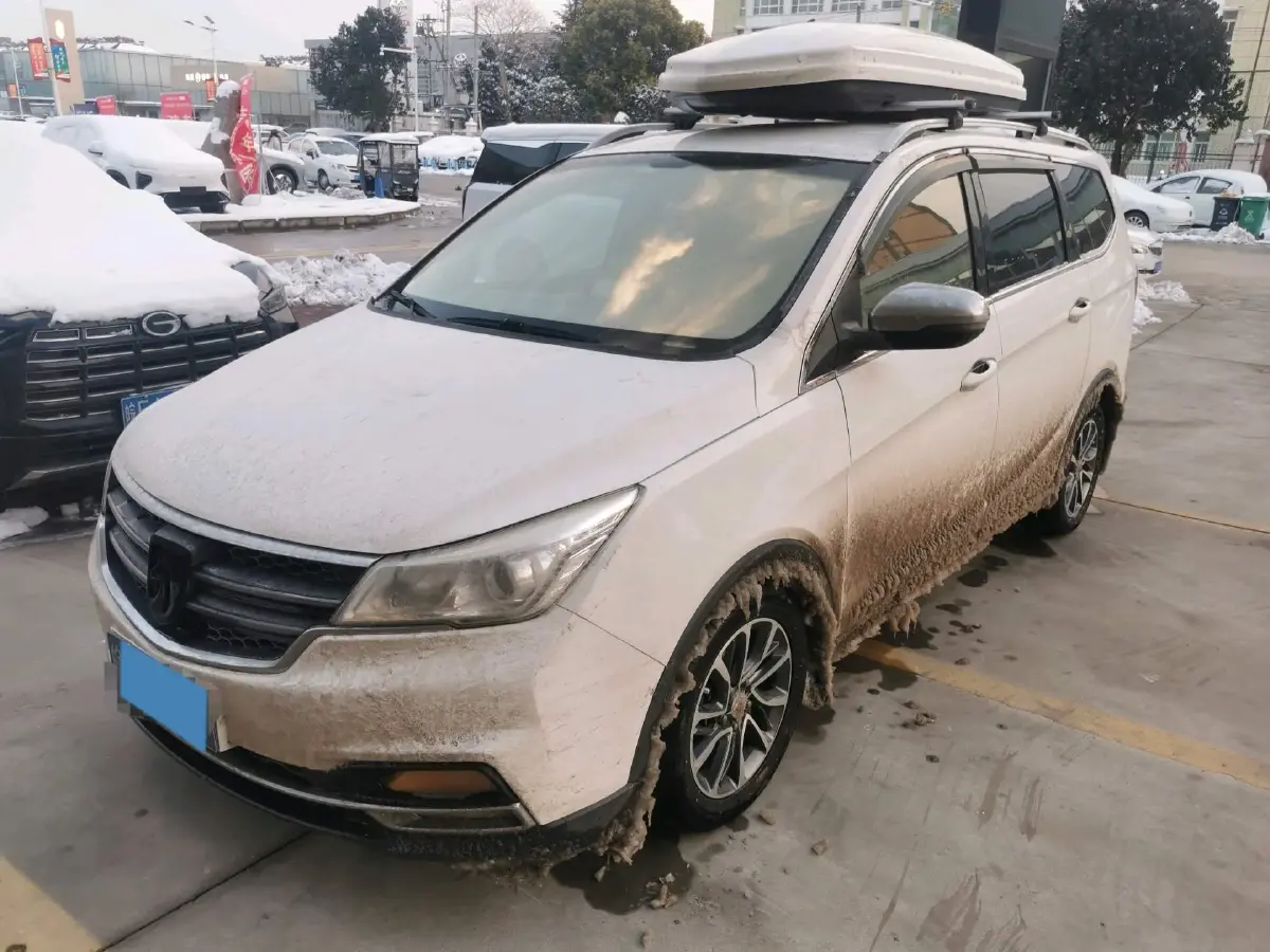 2017 BaoJun 730 1.5T 150HP L4 6MT