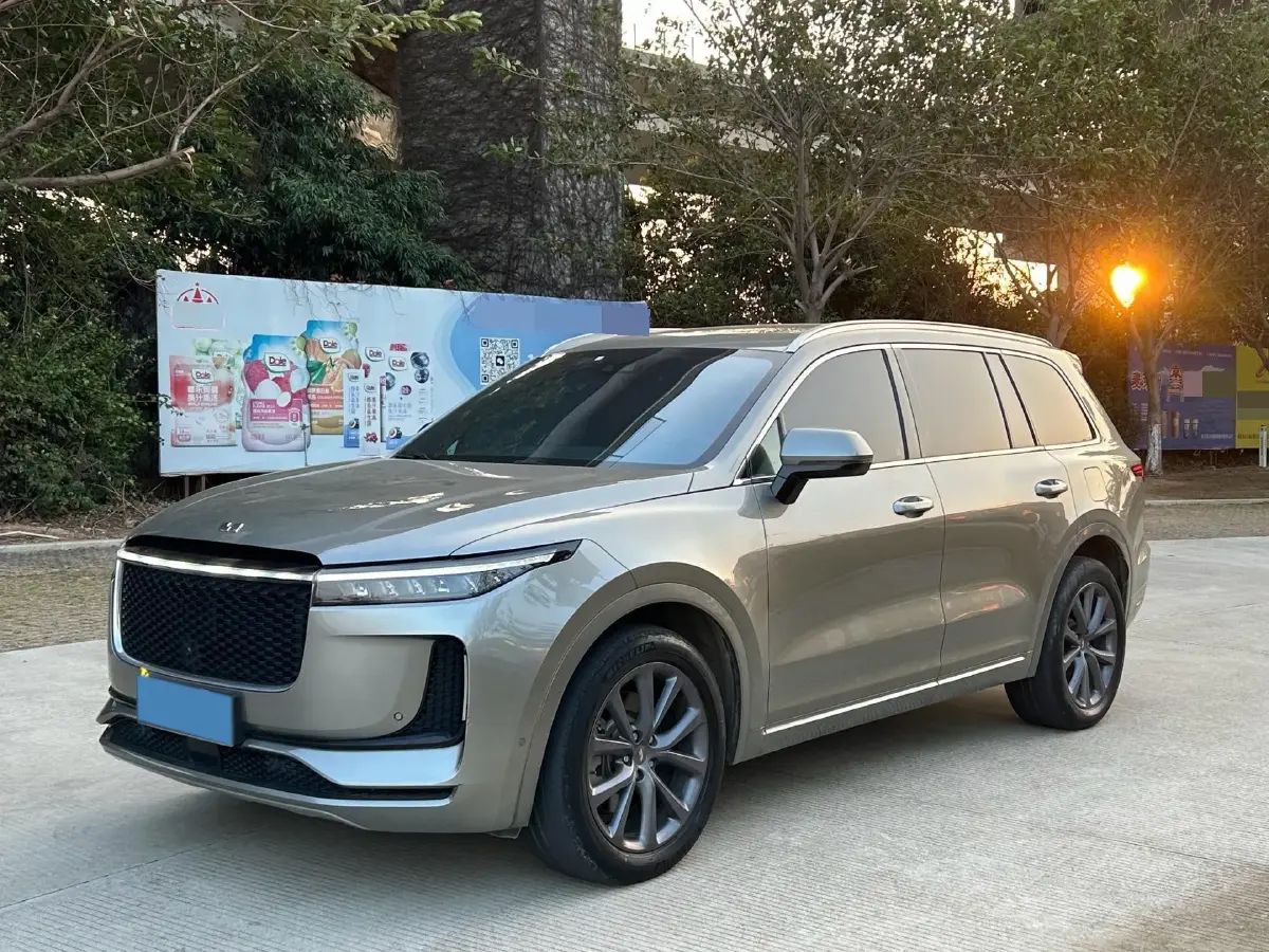 2020 Li ONE Range Extended 131HP REEV 40.5KWH